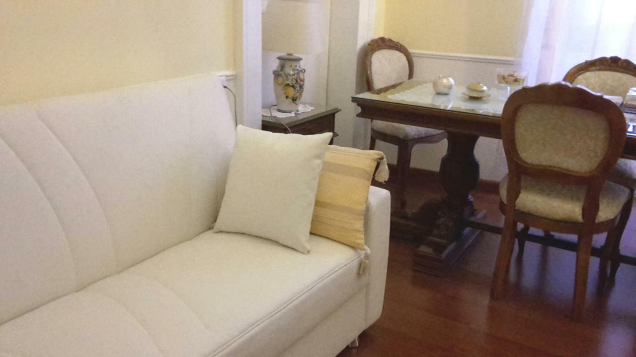 Palazzo Salini - Appartamento Familiare Sulmona Bagian luar foto